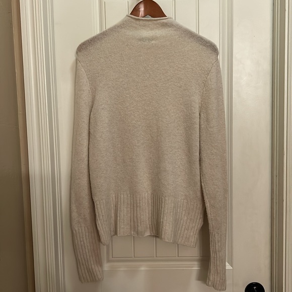 Madewell M cream colored sweater - Picture 3 of 3